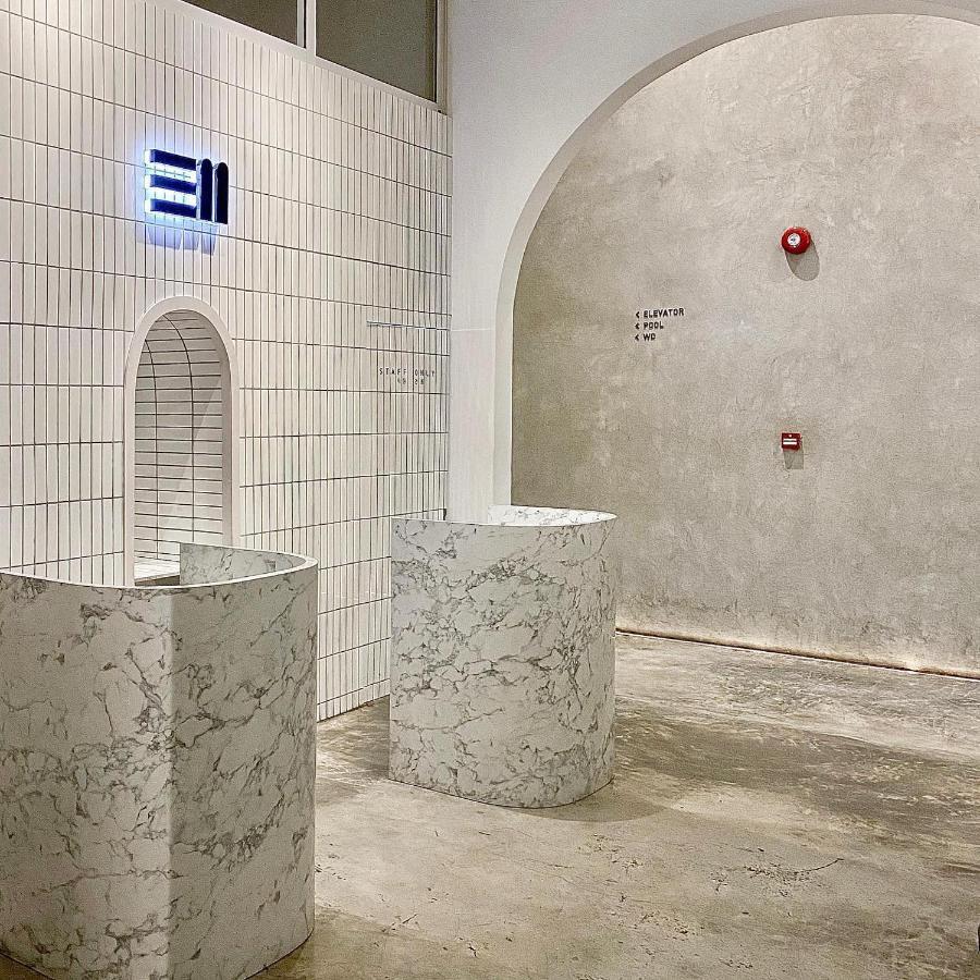 E11 Hotel - Bts Punnawithi Banguecoque Exterior foto